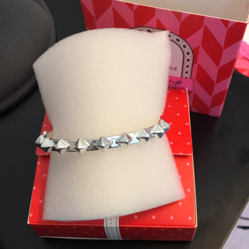 Pyramid cuff bracelet